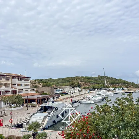 Relais Du Port Bed & Breakfast