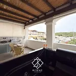 住宿加早餐酒店 Relais Du Port 圣特雷莎加卢拉