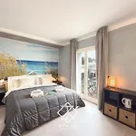 住宿加早餐酒店 Relais Du Port 圣特雷莎加卢拉